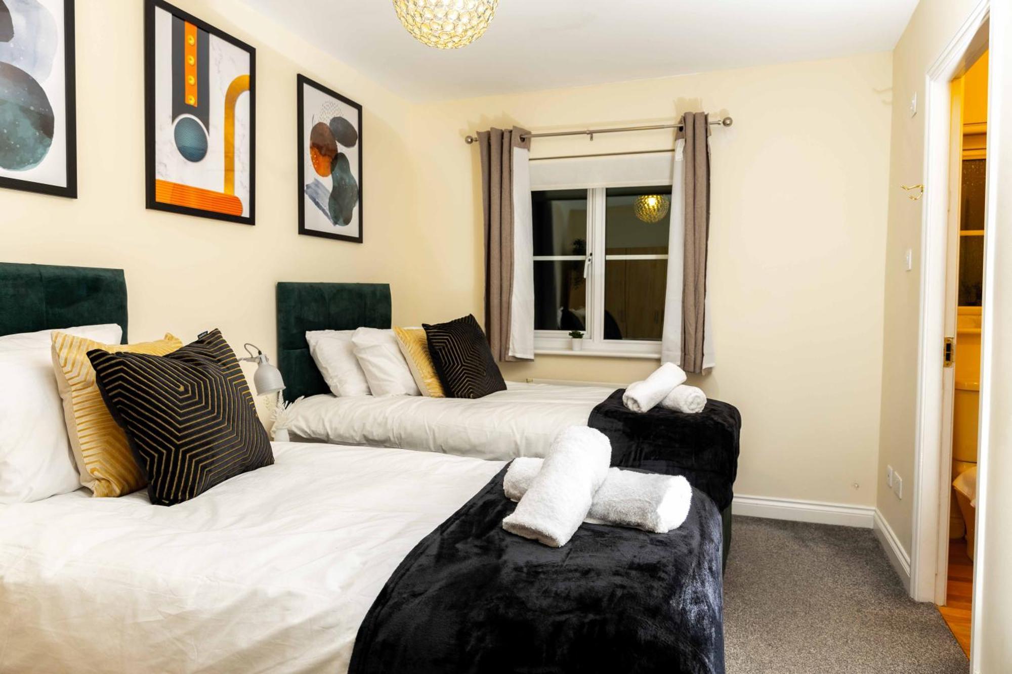 Livingston North Station Apartments 외부 사진